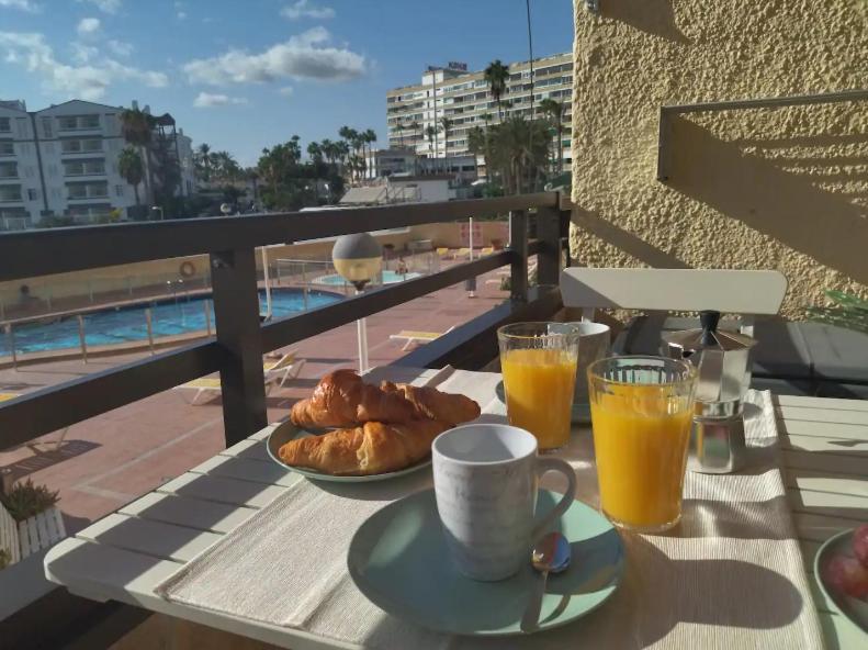 Pool View Accommodation In Playa Del Ingles Maspalomas  Exterior photo
